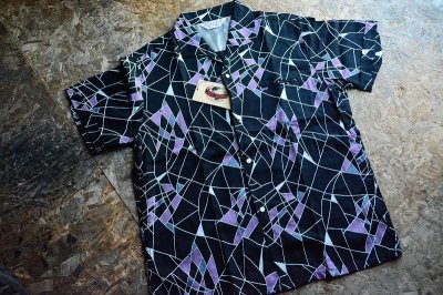 画像1: ジェラードJELADO2023SS ステンドグラス柄ヴィンセントシャツ「Vincent Shirt」